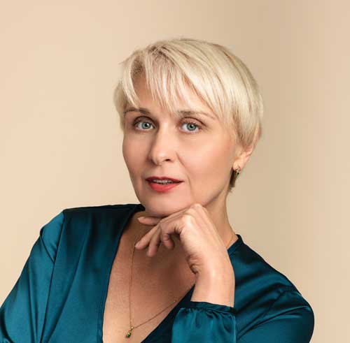 Helen Khyzhniak Author of FOR YOU, Sweetheart Тебе, любимой!